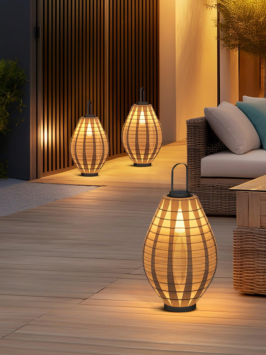 Mesh Beacon Outdoor Lamp - Waterproof Teardrop Stainless Steel Light