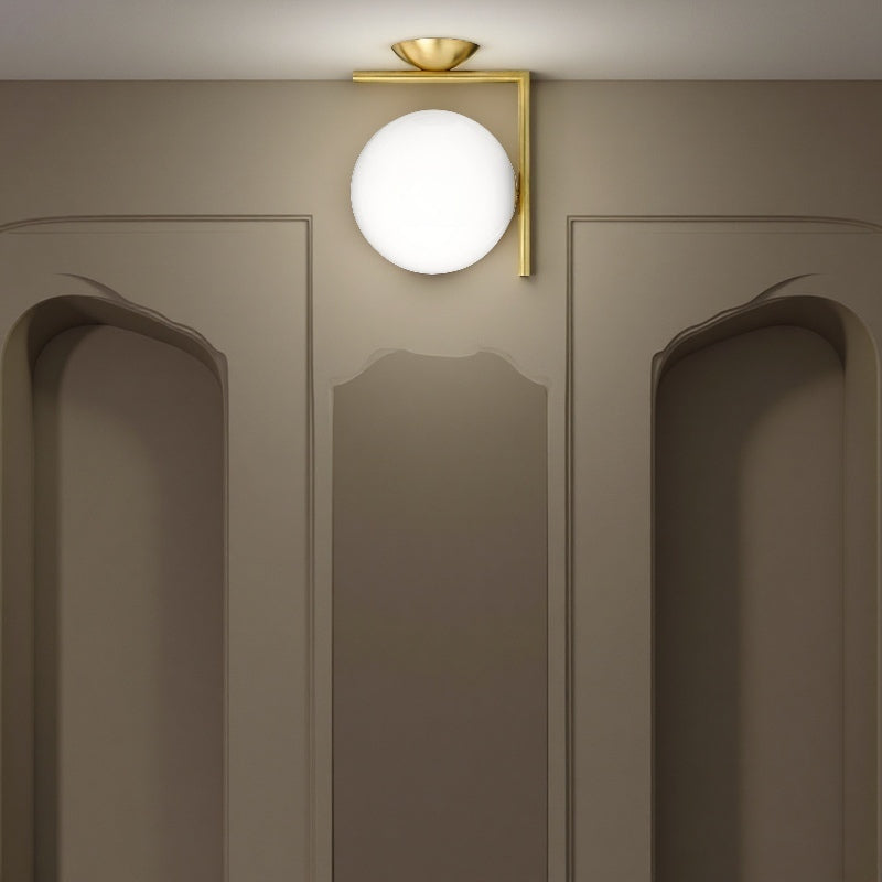 IC Wandleuchte - Messing und Glas Globus Luxuslampe für Korridor