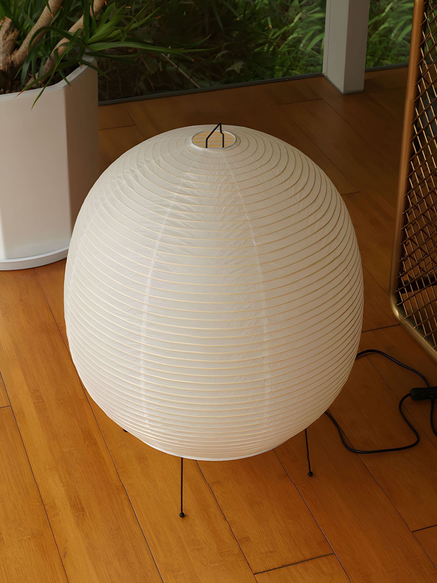 Rice Paper Table Lamp - Soft Ambient Light for Modern Interiors