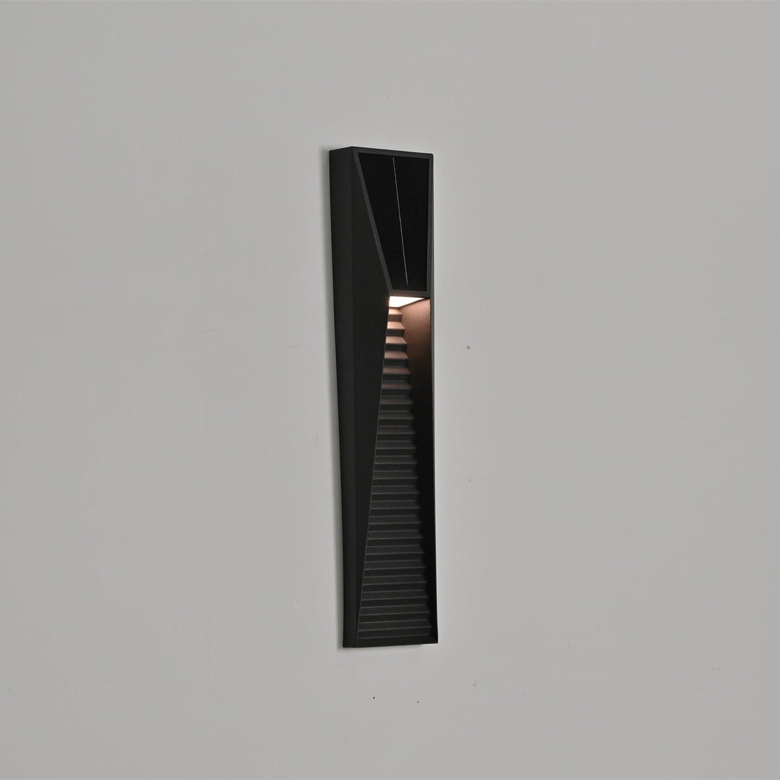 LED Outdoor Wall Lamp - Modern Ambient Light for Garden & Patio