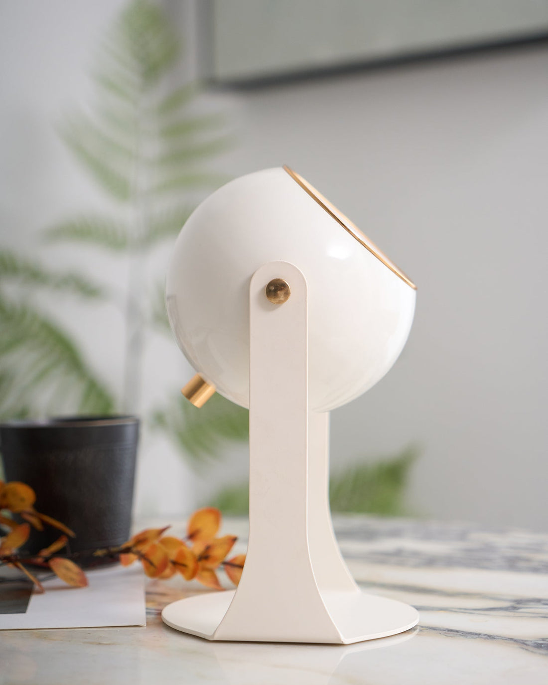 Glossy Black-White Table Lamp - Helmet-Inspired