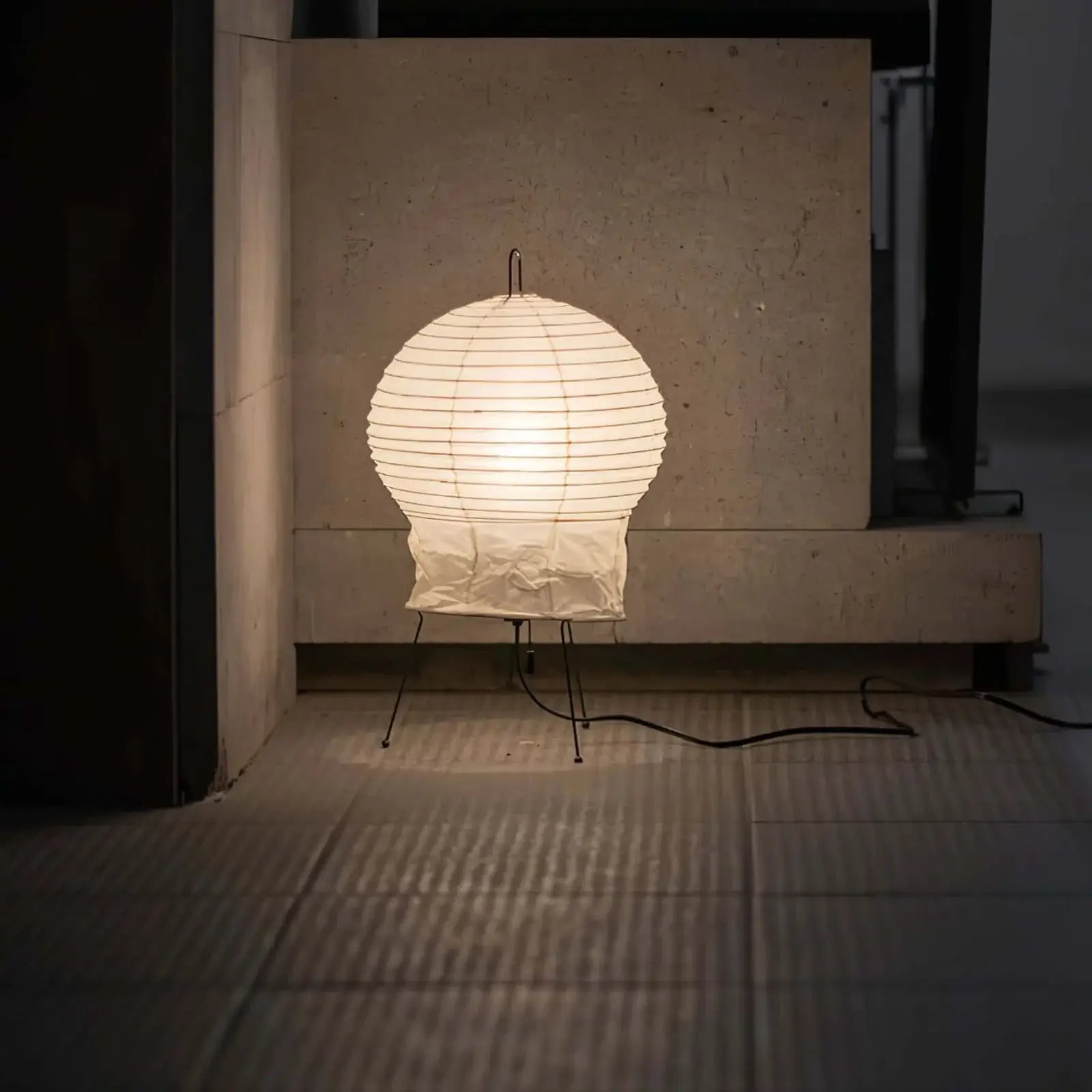 Rice paper Table Lamp - Japanese-Inspired Washi Lamp for Entryway
