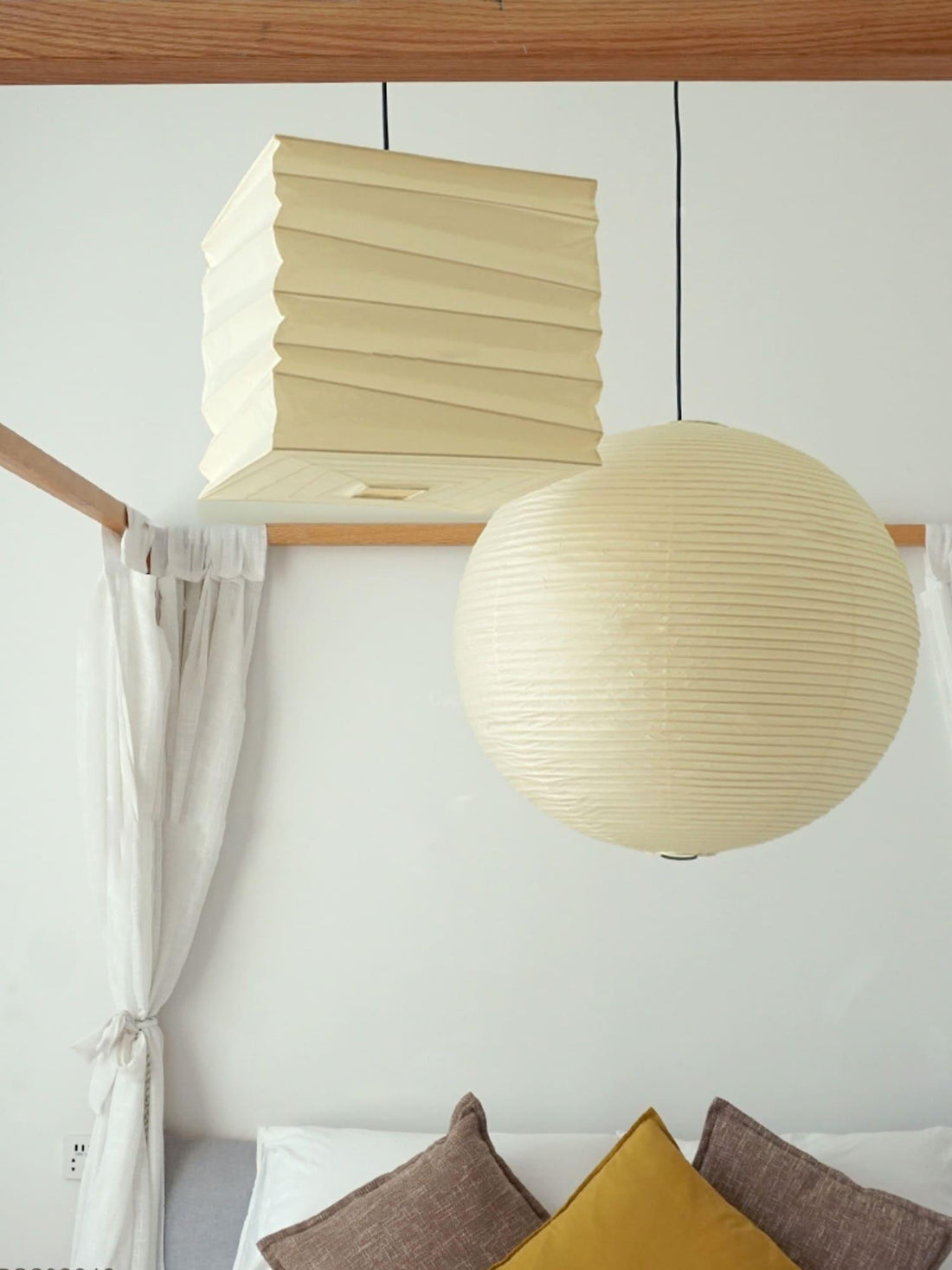 Papierwürfel-Pendelleuchte – Traditionelle minimalistische Lampe für den Eingangsbereich