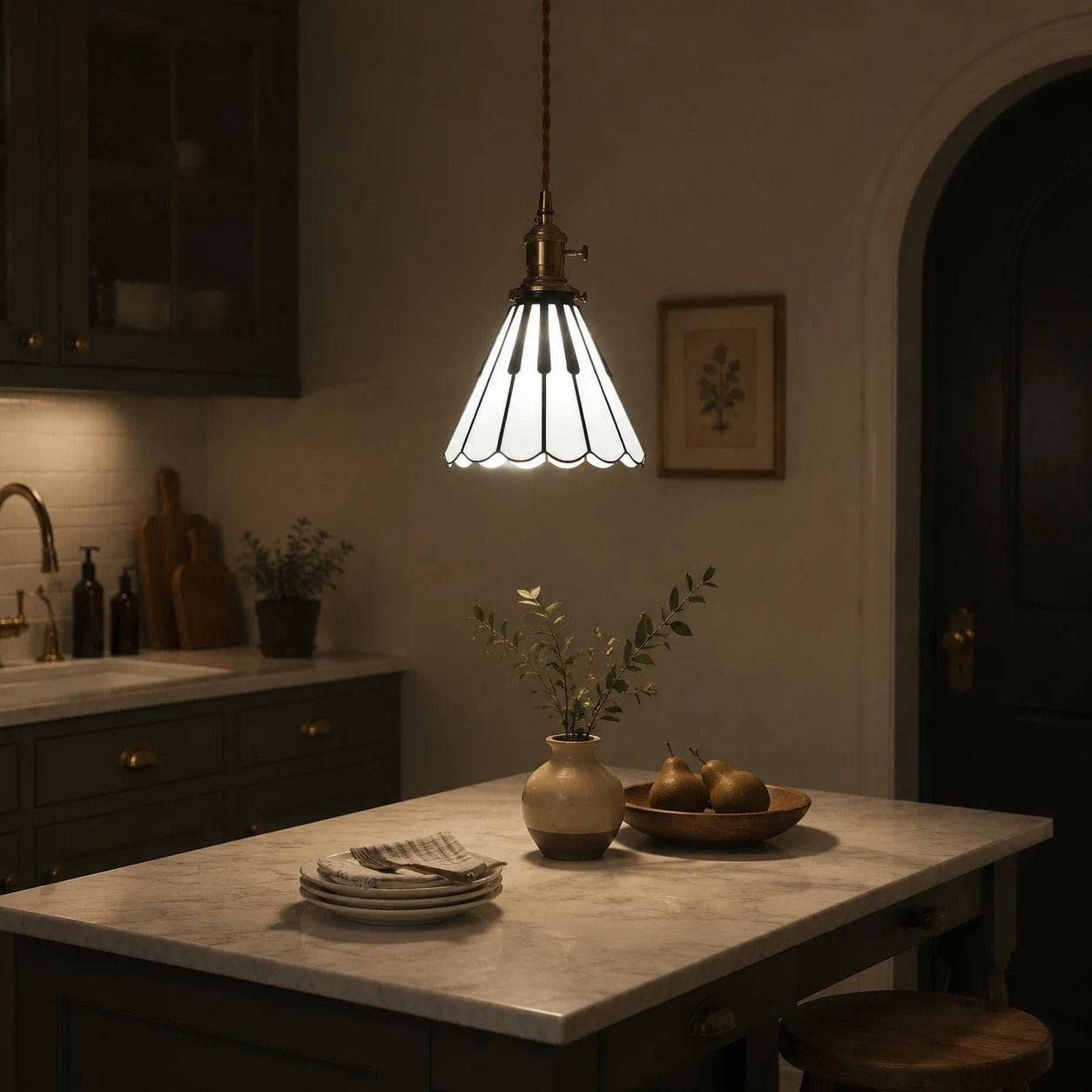 Single fluted pendant in a dining space