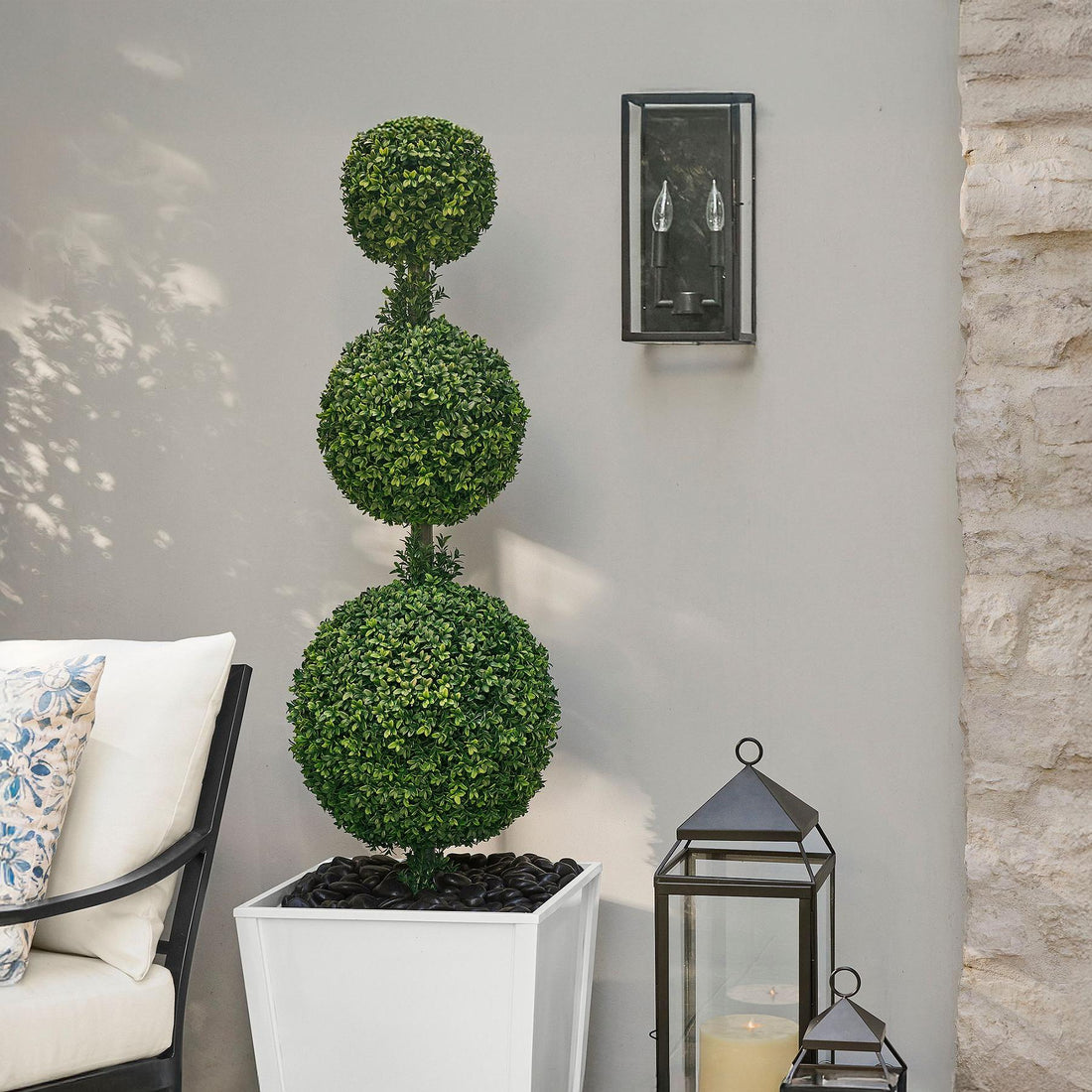 Ferrix Iron Outdoor Wall Lamp - Industrial Rectangular Glass Sconce