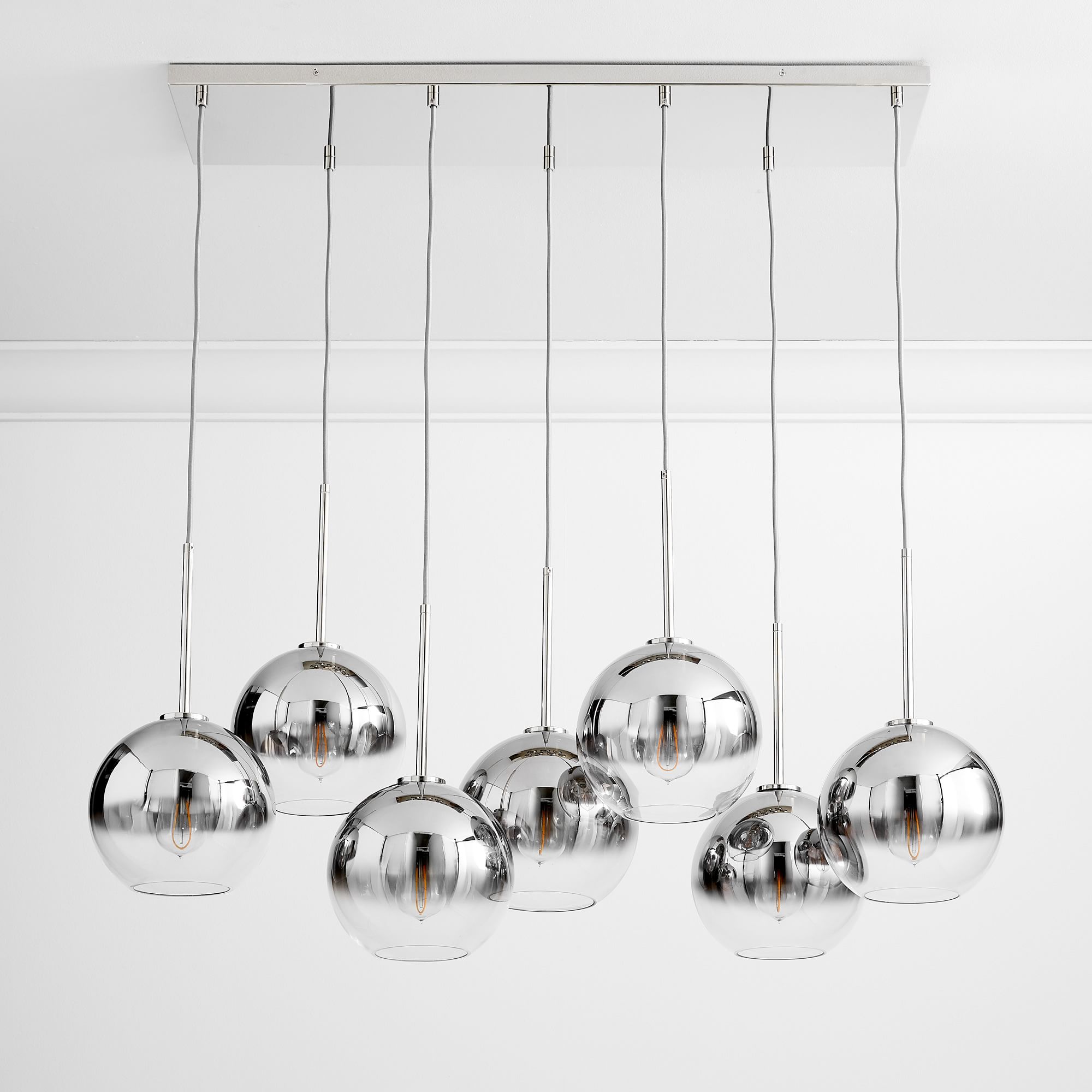 Selvion Elegant 7-Light Globe Chandelier – Glass Pendant Light