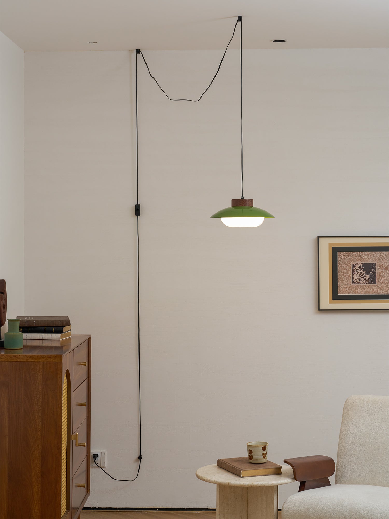 Saucer Plastic Plug-In Pendant Lamp