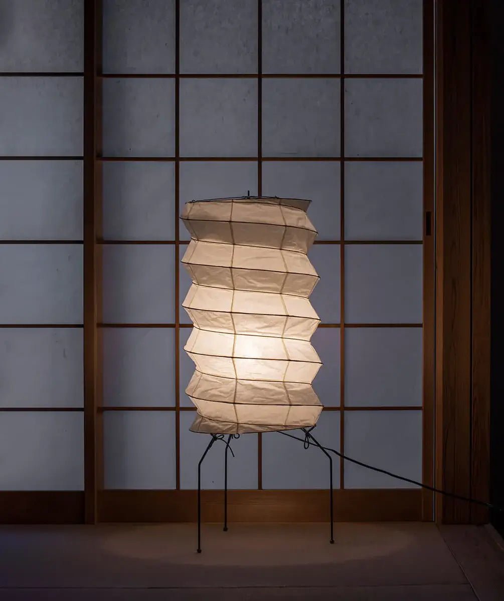 Stehlampe im Japandi-Stil – Reispapier-Plisseelampe fürs Schlafzimmer