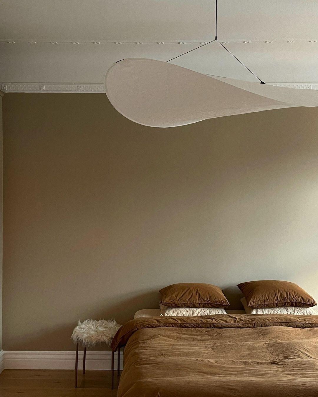 Cloudlike Mulberry Silk Plug-In Pendant Light