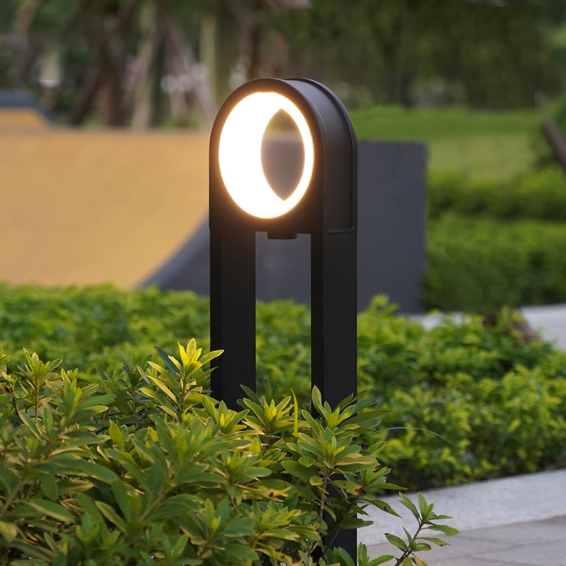 Langlebige Gartenleuchte - Moderne Außenleuchte aus Aluminium und Acryl