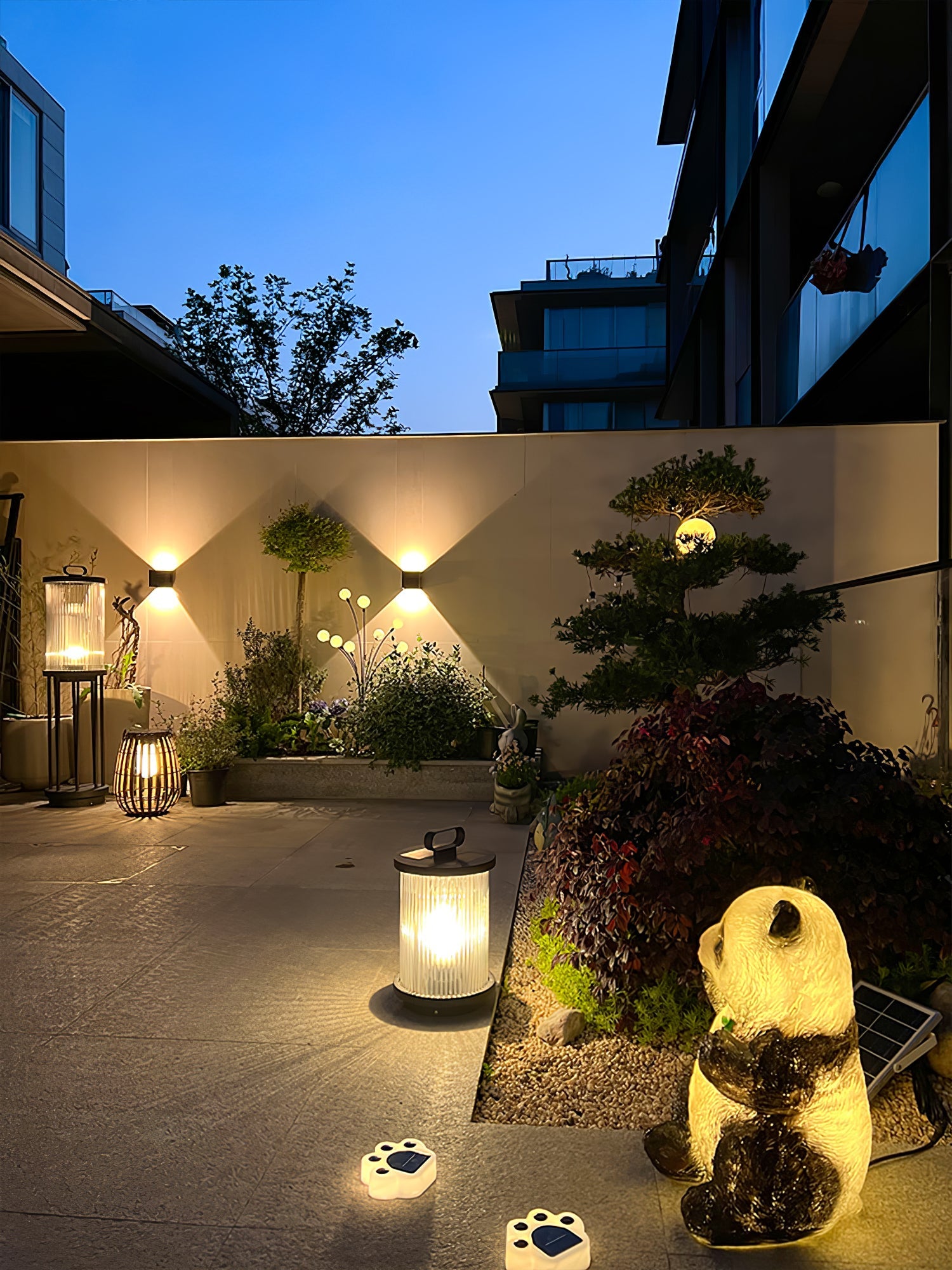 Solar Garden Lantern Light - Decorative Outdoor Lamp for Patio & Pathway