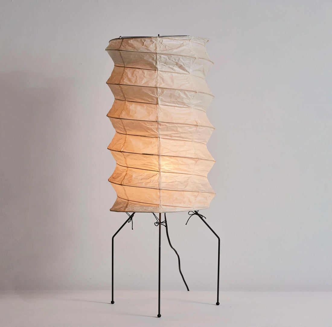 Stehlampe im Japandi-Stil – Reispapier-Plisseelampe fürs Schlafzimmer