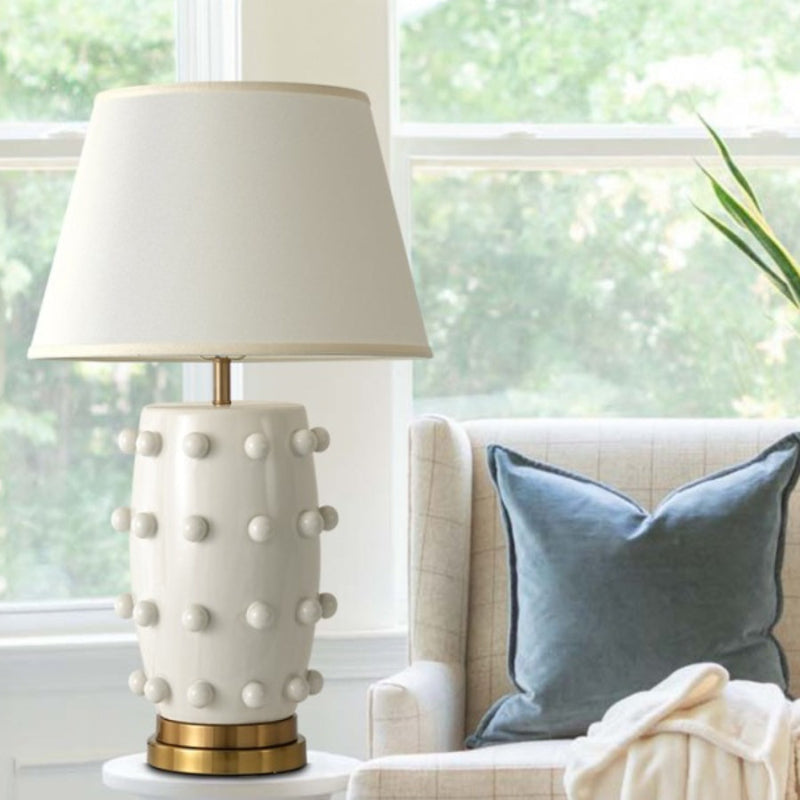 Linden Tischlampe - Keramik & Leinen Moderne Lampe für Schlafzimmer