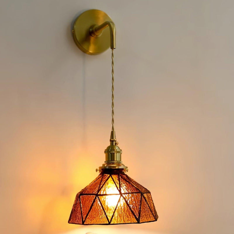 Wandleuchte aus Messing und Glas mit Geometrischem Muster