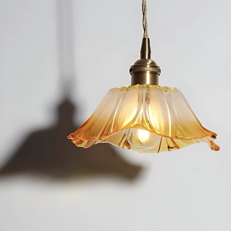 Nordische Lotus-Pendelleuchte aus klarem Glas