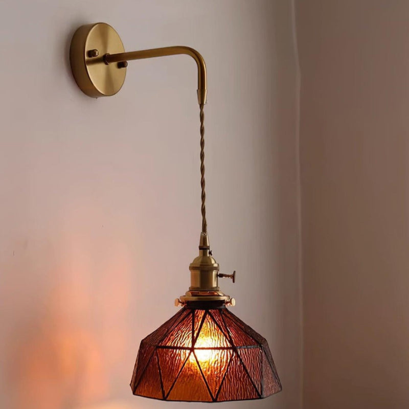 Wandleuchte aus Messing und Glas mit Geometrischem Muster
