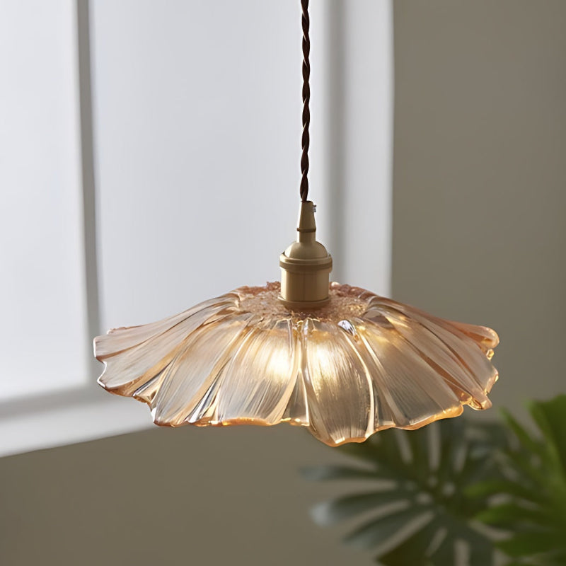 Nordische Lotus-Pendelleuchte aus klarem Glas