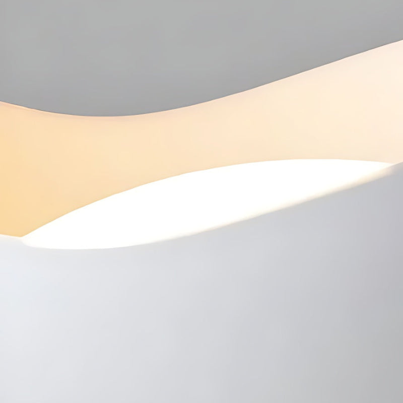 Minimalist Wavy Metal Ceiling Light