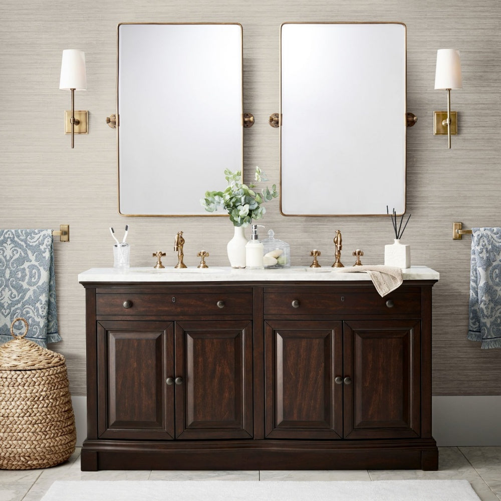 Derlina Wandleuchte mit weißen Leinenschirmen – Retro-Metall-Mehrkopfleuchte