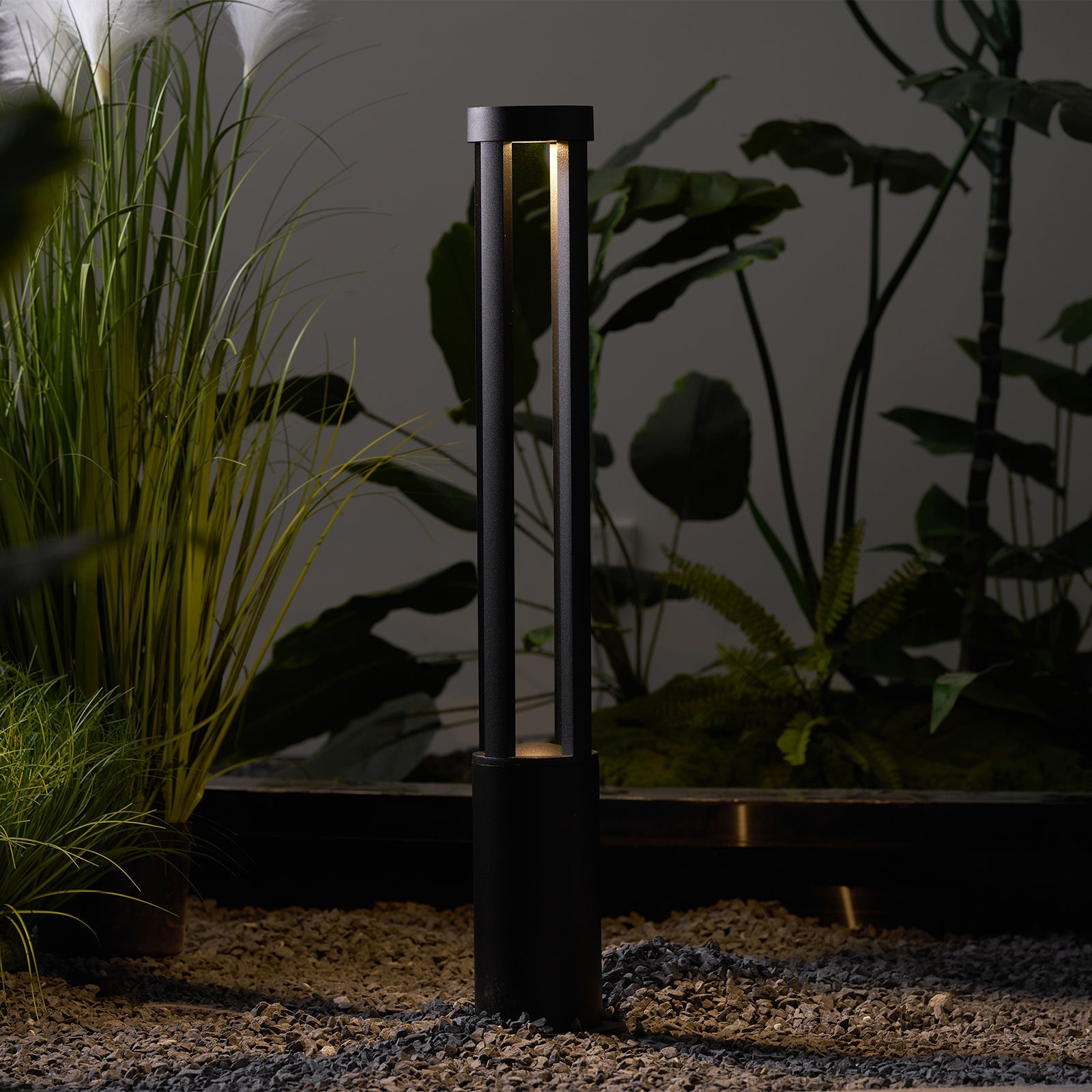 Black Solar Outdoor Post Light - Waterproof Solar Post Lamp