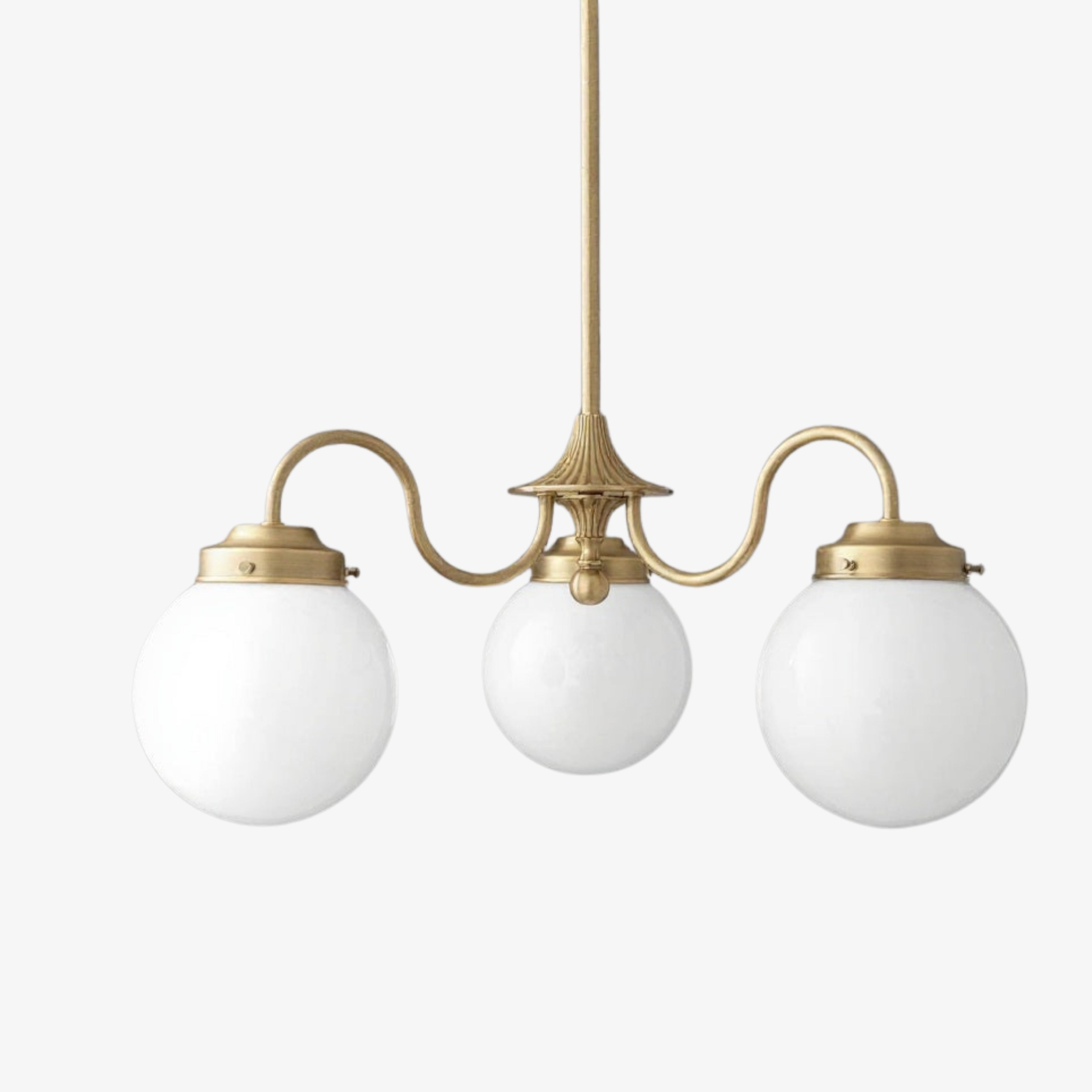 Glorica Glass Vintage Globe Kronleuchter – Messing 3-flammige Hängeleuchte aus Milchglas