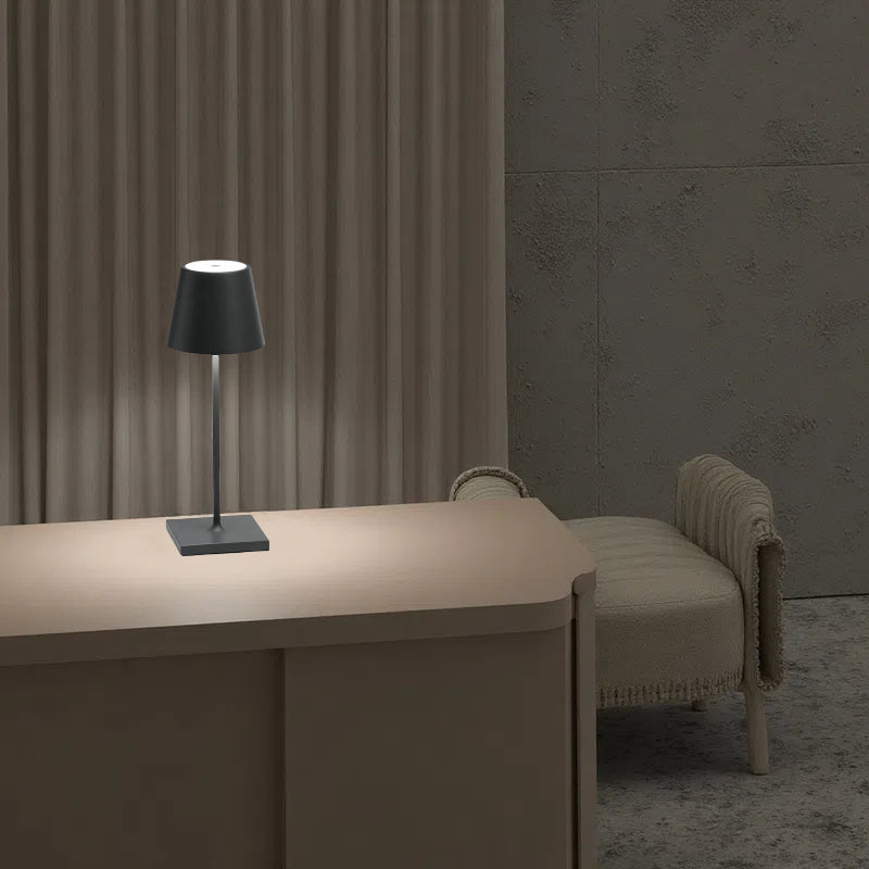 Tragbare wiederaufladbare Macaron Touch-Tischlampe