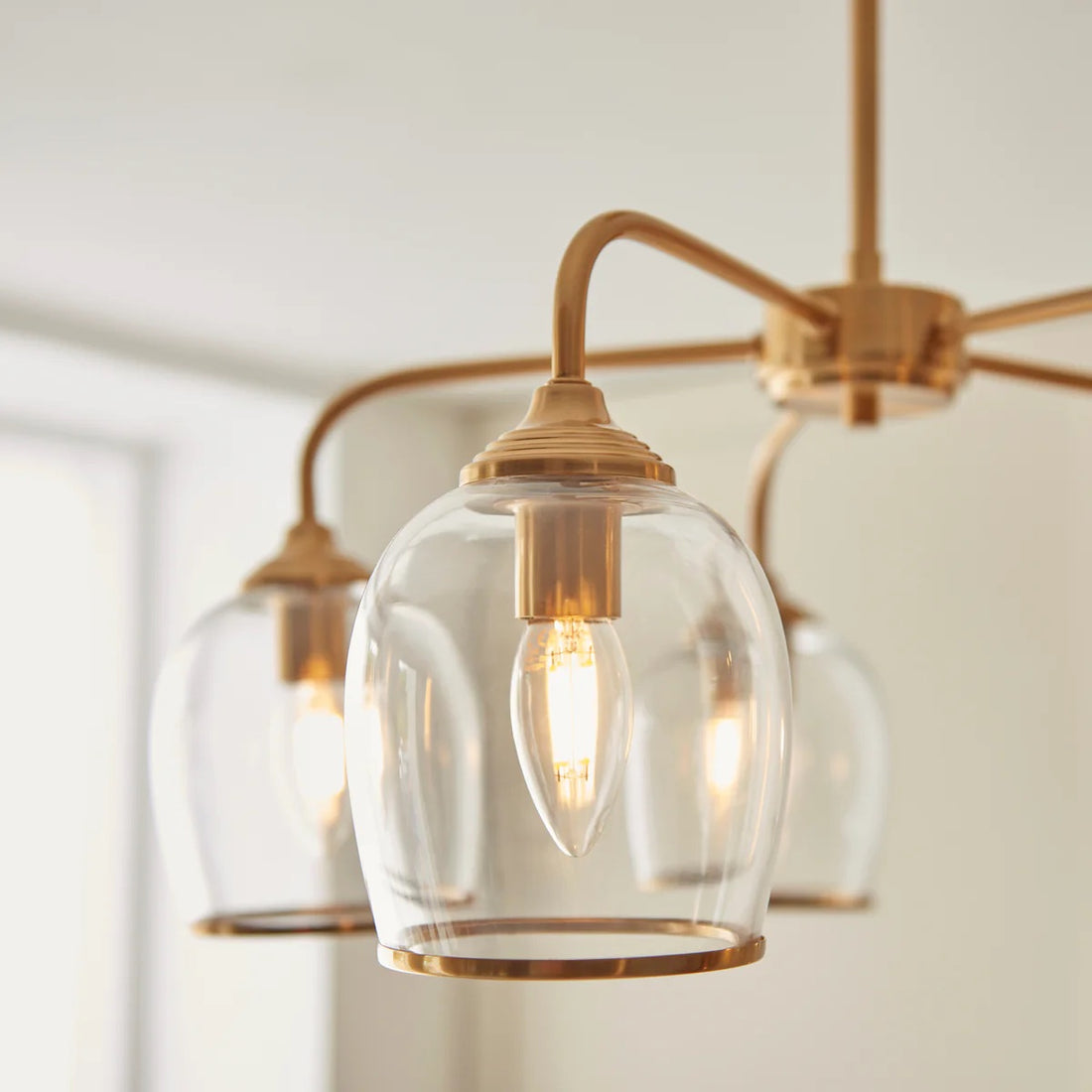Brazara Multi-Light Glass Shade Pendant Lamp – Curved Metal Arms for Modern Homes