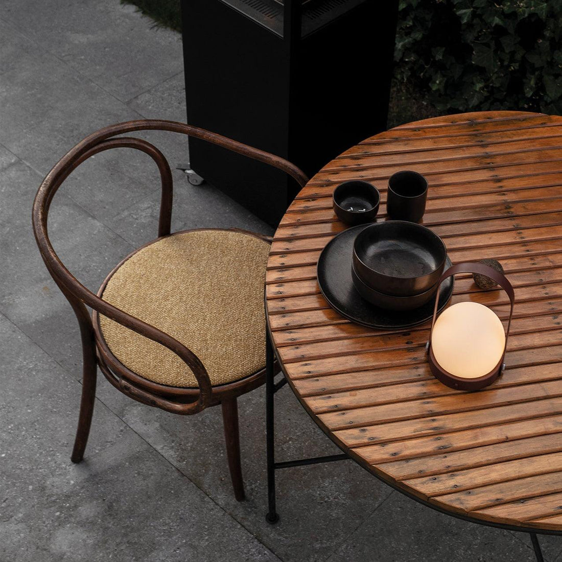 Tragbare Akku-Tischlampe – Moderne Lampe für Schreibtisch und Schlafzimmer