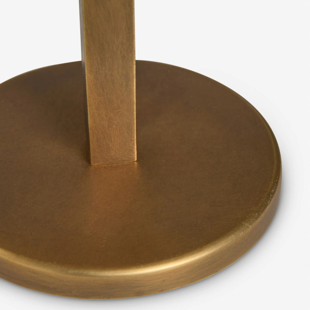 Aurcyl Tischleuchte – Elegante, konische Metall-Tischleuchte im Vintage-Stil für das Wohnzimmer