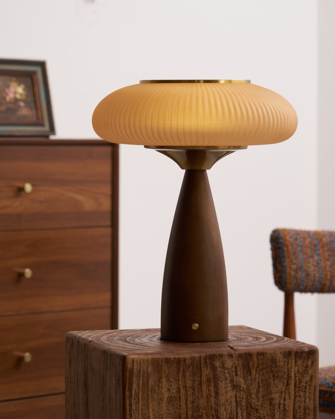 Wiederaufladbare Tischlampe aus Holz – Tischlampe für Zuhause mit Glasschirm