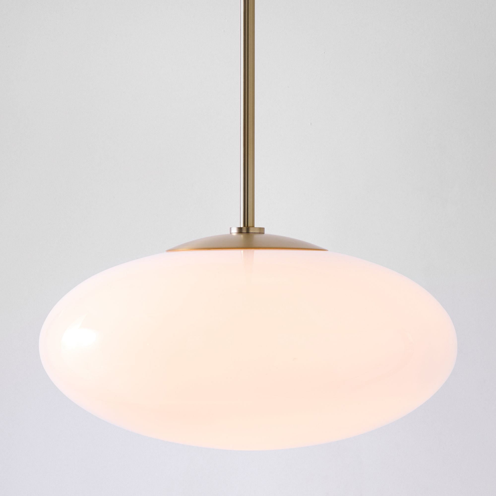 Ovalitus Elegant Oval Pendant Brings Mood Lighting for Kitchen Island