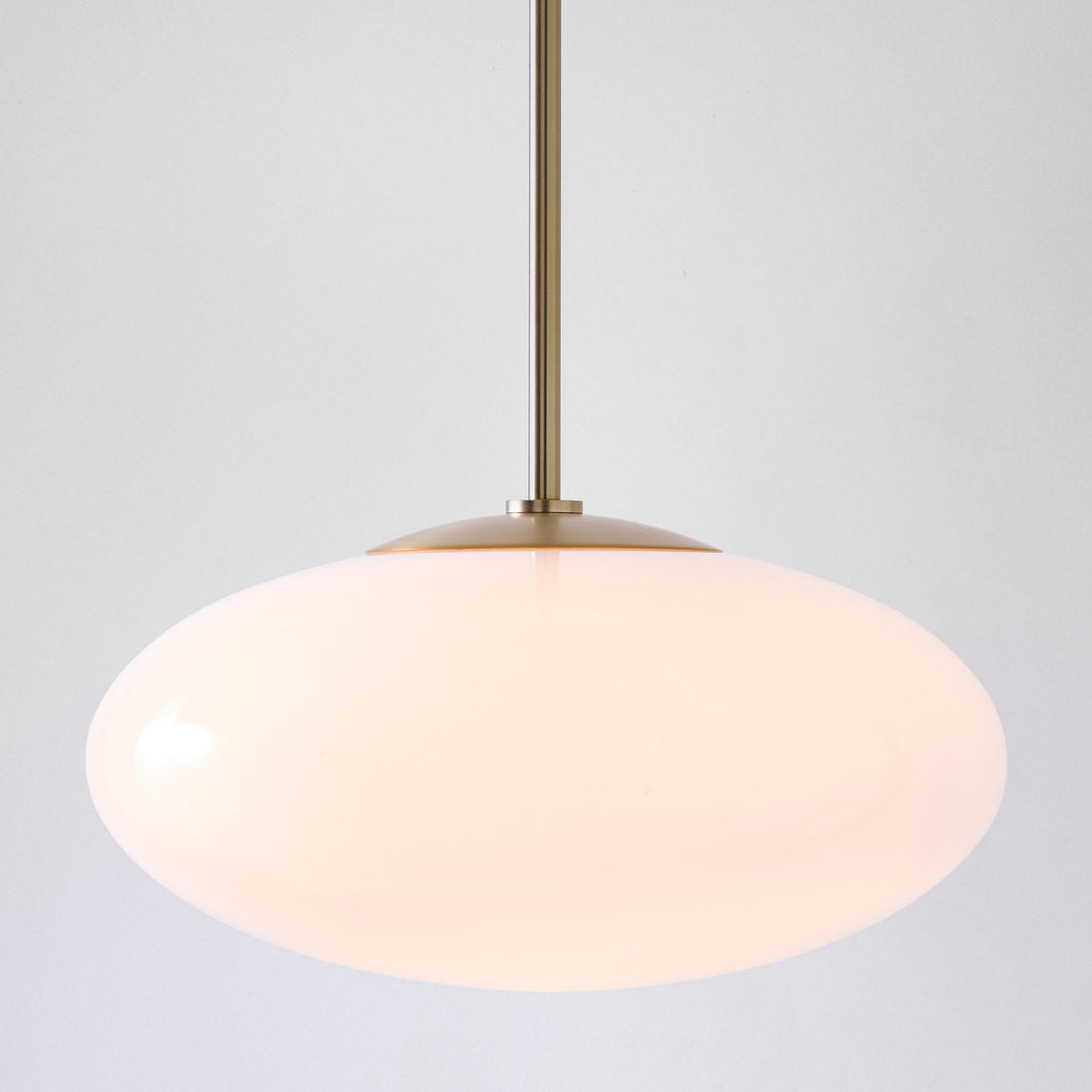 Ovalitus Elegant Oval Pendant Brings Mood Lighting for Kitchen Island