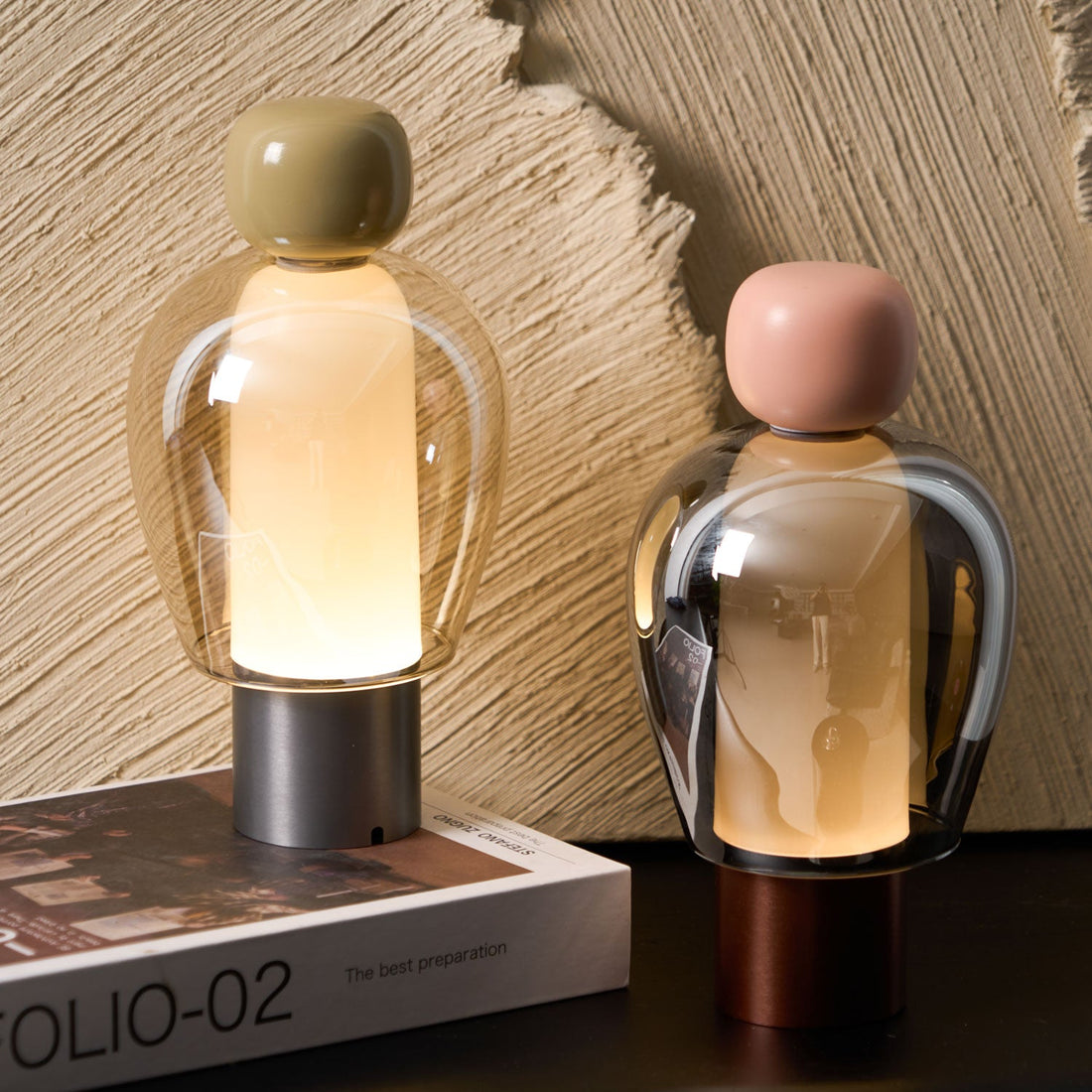 Tischlampe – Tragbare wiederaufladbare Lampe für den Einsatz im Wohnzimmer und Schlafzimmer