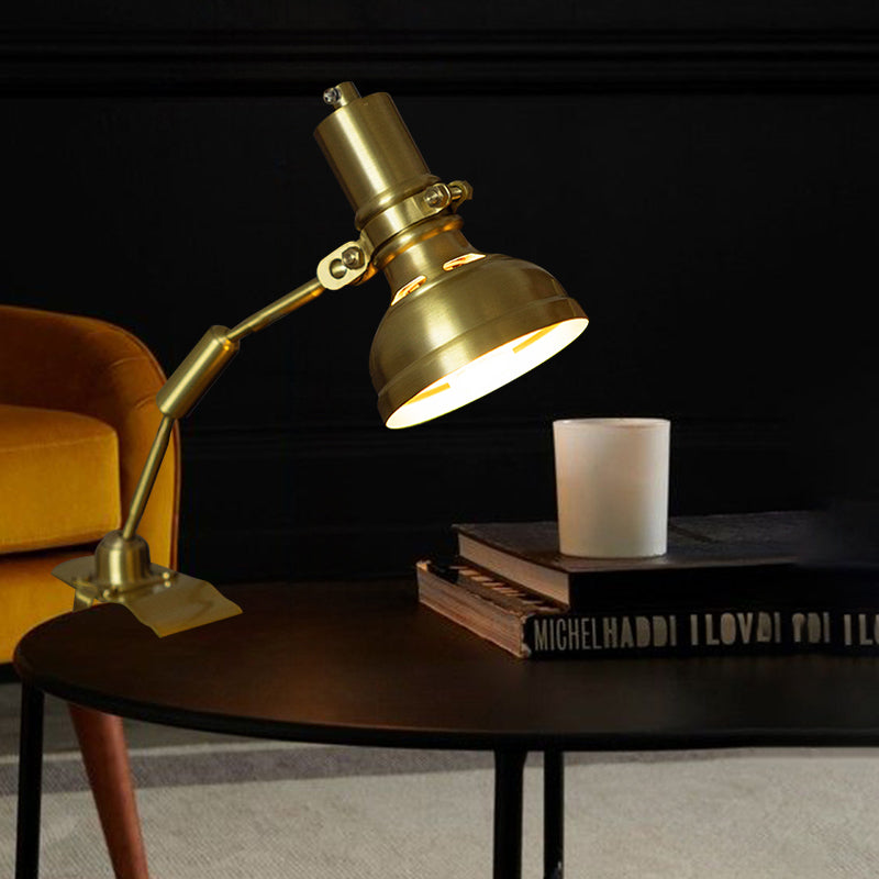 Mittelalterliche industrielle Messing-Tischlampe mit mehrwinkelverstellbarem Clip für Büro