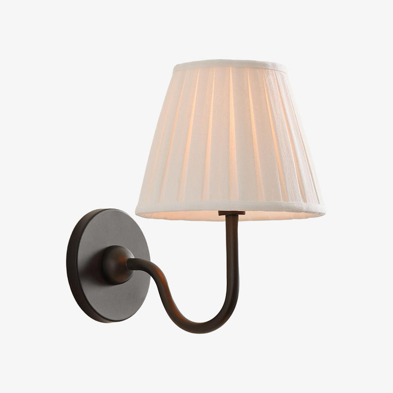 Luvora Pleated Shade Wall Lamp – Modern Brass Linen Lighting