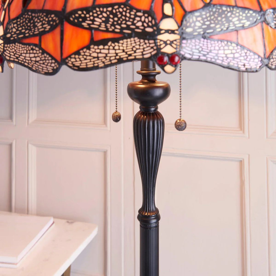 TF Dragonfly Motif Floor Lamp – Vintage Stained-Glass for Living Rooms