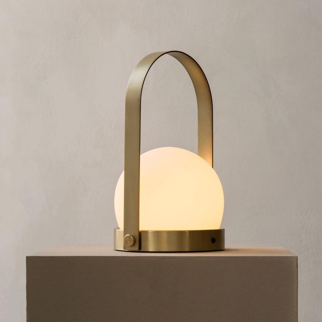 Tragbare Akku-Tischlampe – Moderne Lampe für Schreibtisch und Schlafzimmer