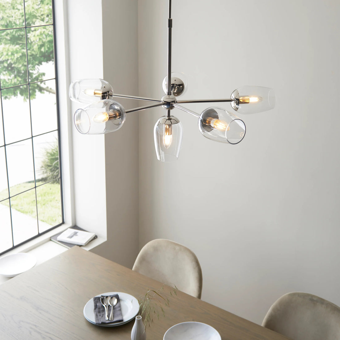 Serion Glass 6-Light Pendant Light - Modern Pendant with Clear Glass Shades for Living Room