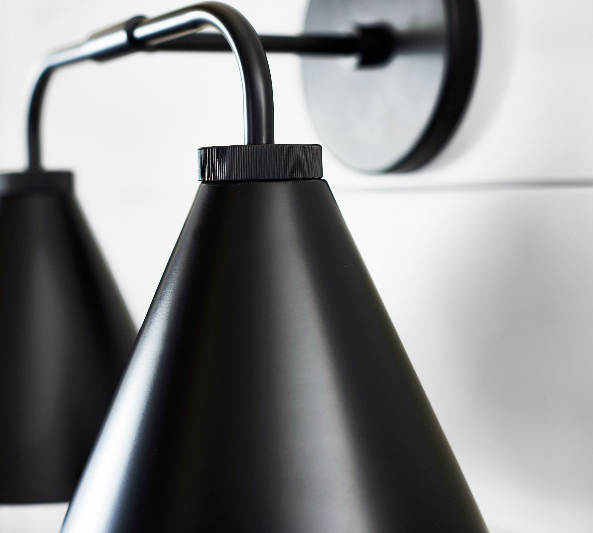 Korvi Metal Cone Wall Lamp - Classic Multi-Head Tapered Wall Sconce