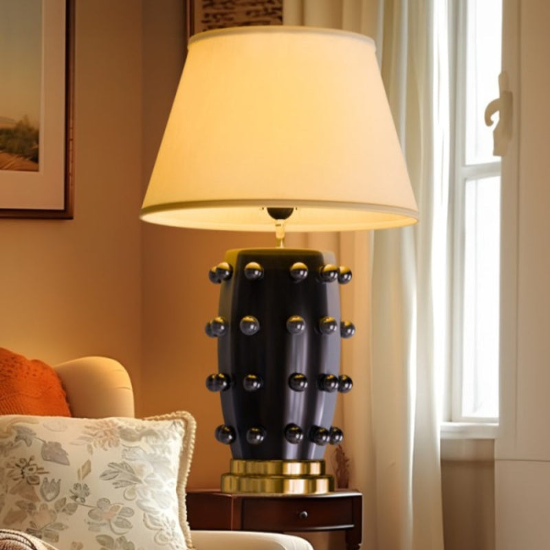 Linden Tischlampe - Keramik & Leinen Moderne Lampe für Schlafzimmer