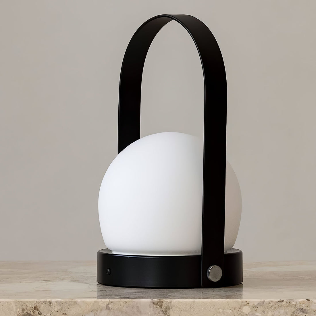 Tragbare Akku-Tischlampe – Moderne Lampe für Schreibtisch und Schlafzimmer