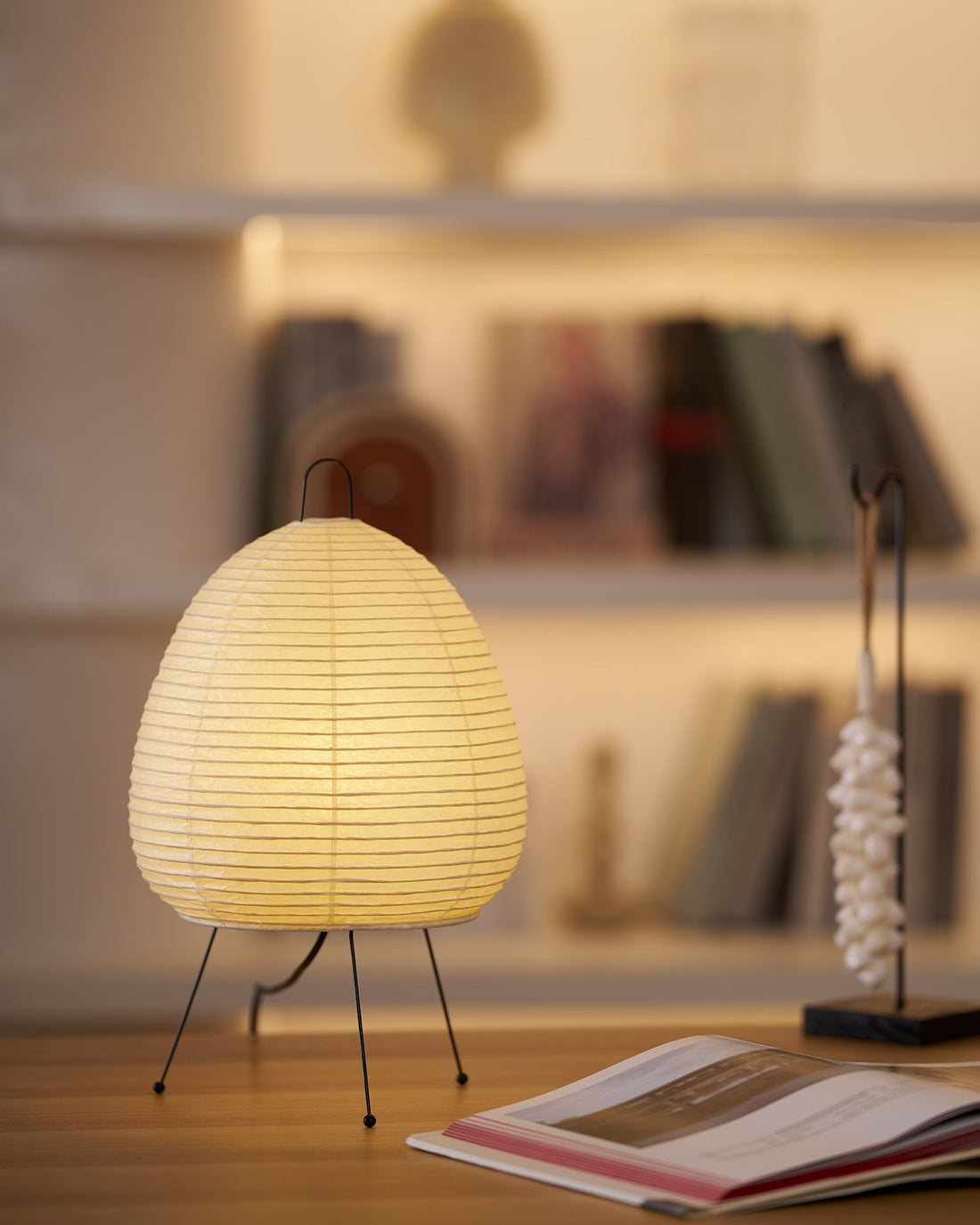 Japanisch inspirierte Papiertischlampe – Maulbeerpapierlampe fürs Schlafzimmer