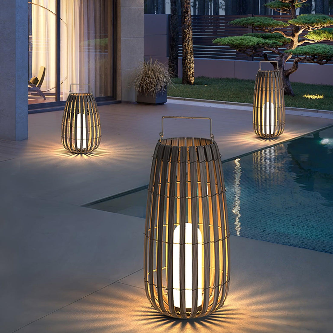 Tropic Braid Outdoor Lamp - Faux-Rattan Metal Waterproof