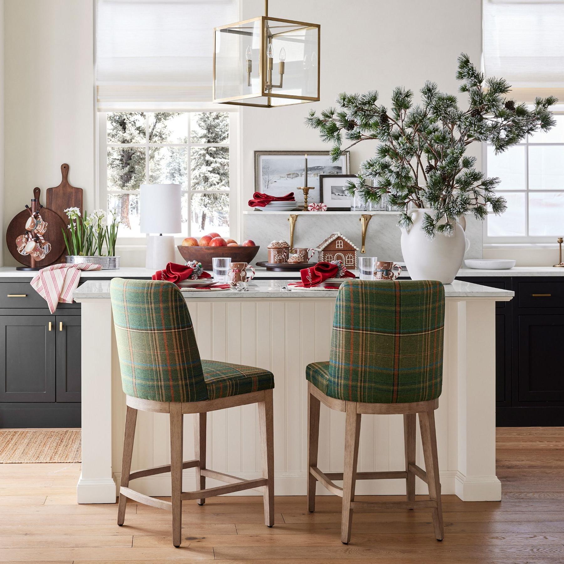 Ferrix Industial Iron Pendant Lamp - Glass Outdoor Lantern Lighting