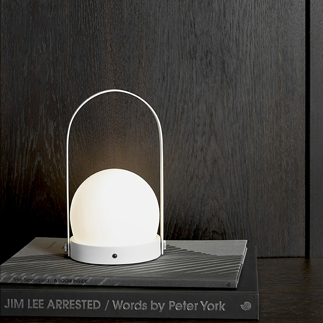 Tragbare Akku-Tischlampe – Moderne Lampe für Schreibtisch und Schlafzimmer