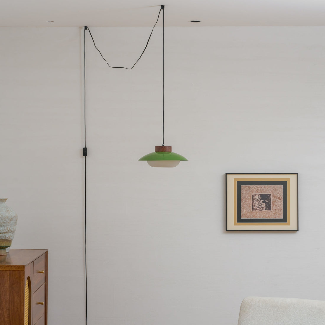 Saucer Plastic Plug-In Pendant Lamp