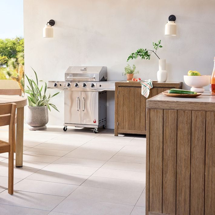 Hanton Metal Outdoor Wall Sconce - Matte Black Industrial Light Fixture