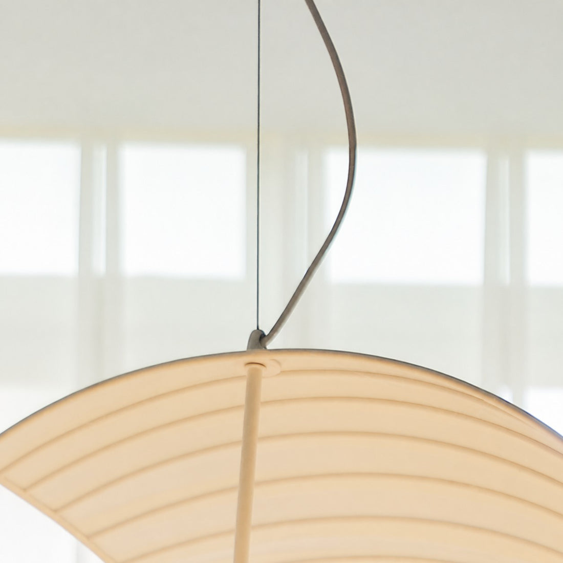 Pendant cable and top connection detail