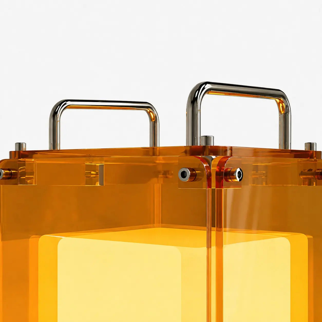 Top handle and amber acrylic detail