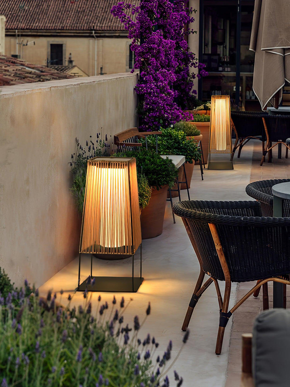 Kunststoff-Rattan-Außenpfostenleuchte - Solar-Pfostenlampe Ideal